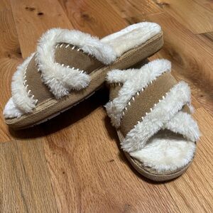 Minnetonka slippers